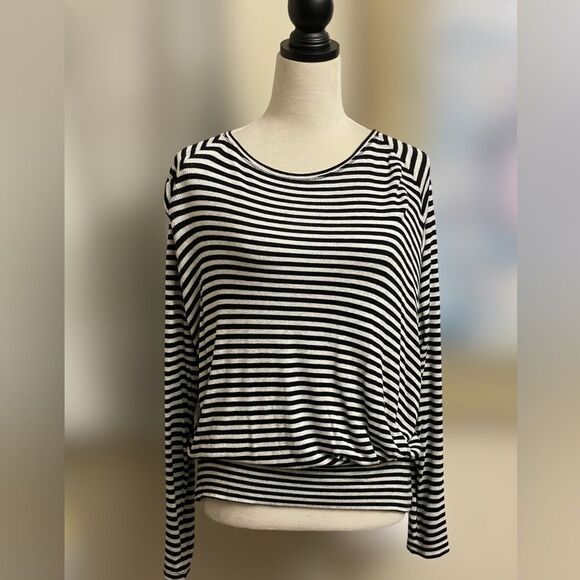 Heather by Bordeaux All Day Tee Boat Neck Striped Top w/Cinched Waist (Med - Picture 2 of 10